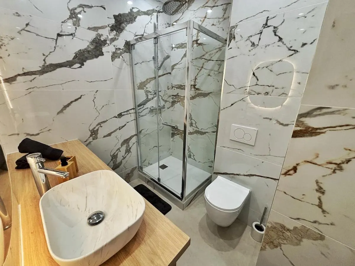 Charming Apartment In Nice Francie