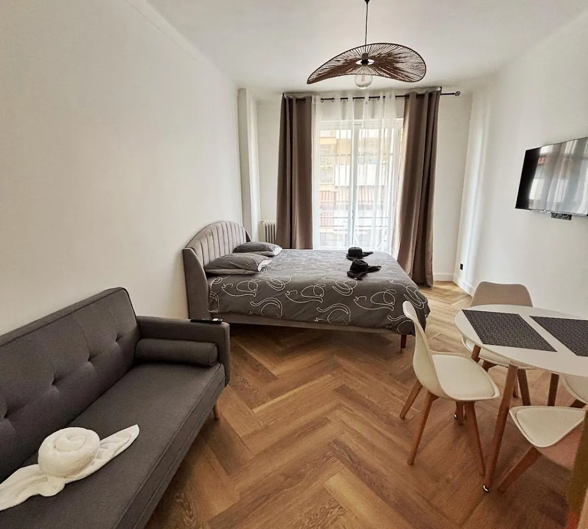 Charming Apartment In Nice